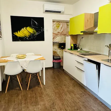 Casa Mare Apartment Rabac Exterior photo